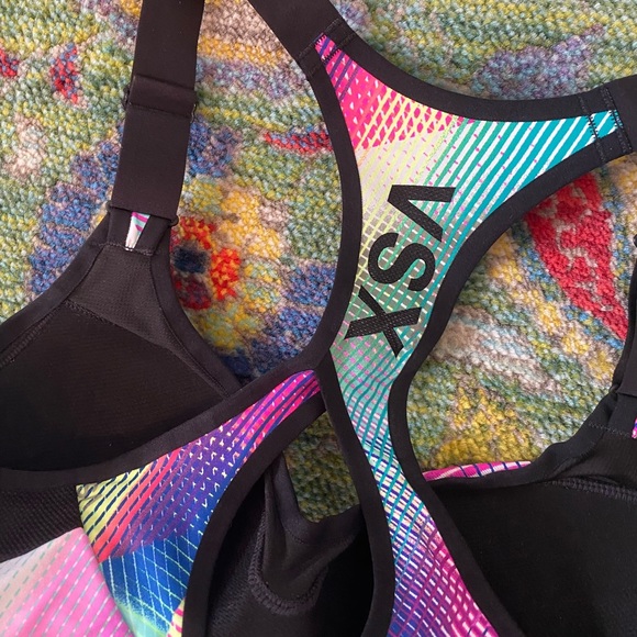 Victoria’s Secret VSX - Sports Bra - Picture 4 of 6